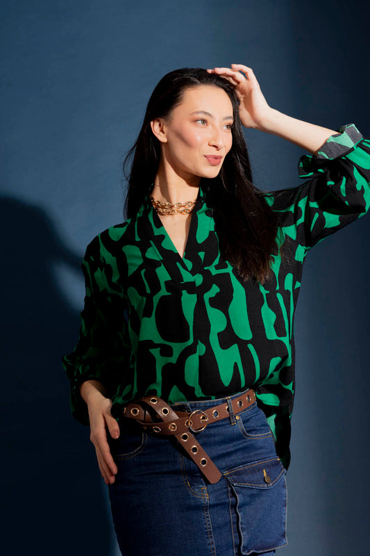Black/green Femme Blogger Shirt